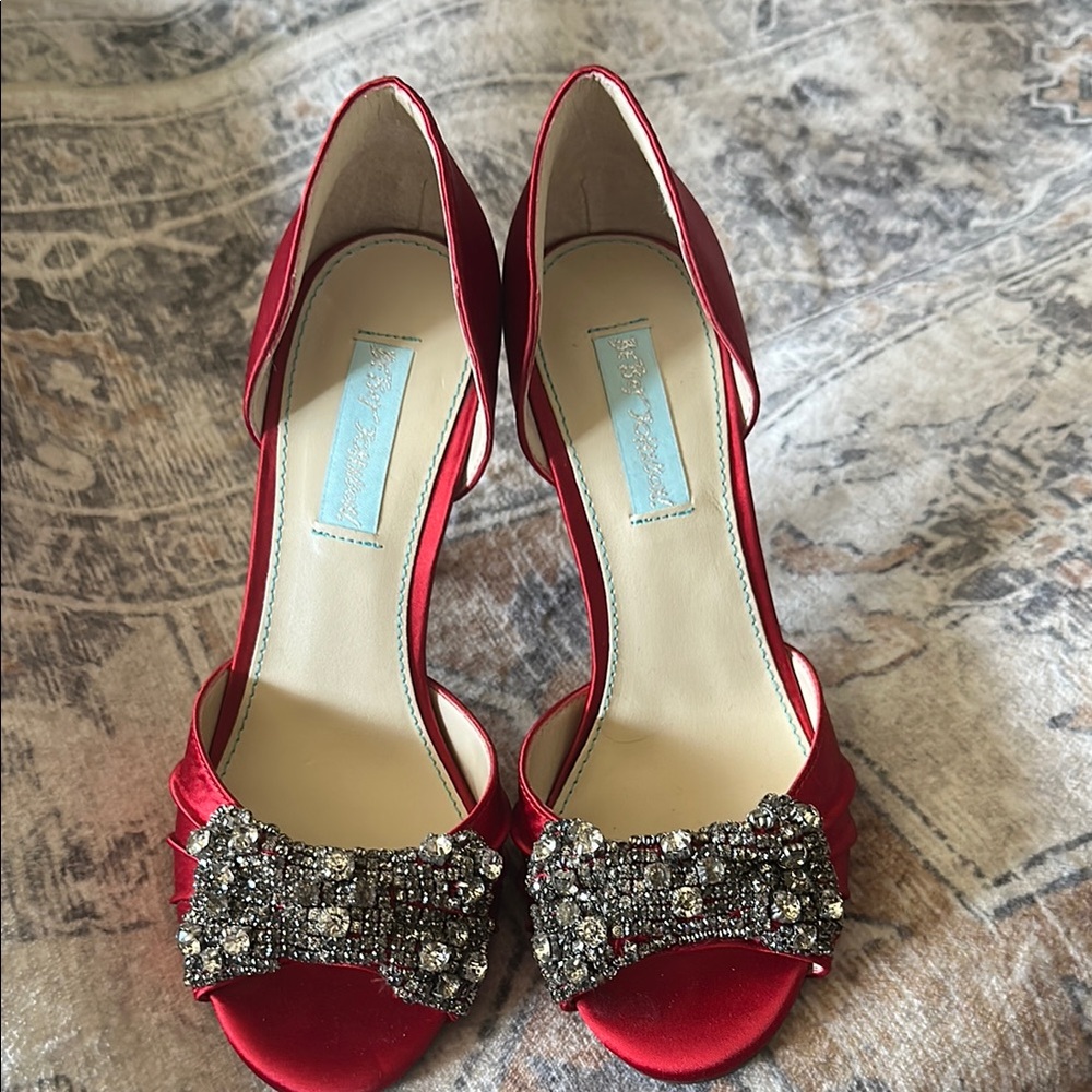 Elegant Red Satin Heels with Embellished Bow